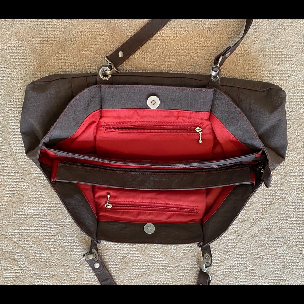 Baggallini Purse - Picture 4 of 11